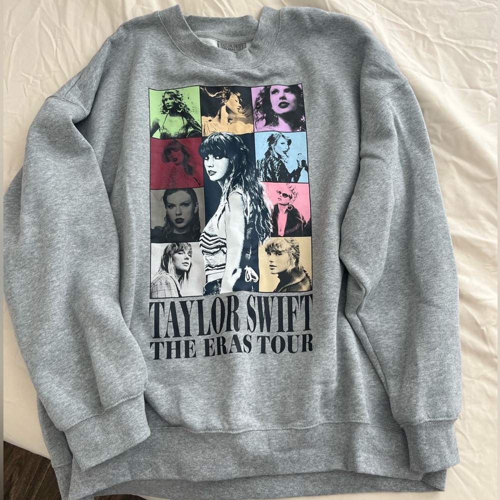 Taylor Swift Eras Tour Crewneck 2XL